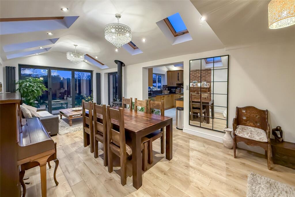 Additional image 4 of Magnolia Close, Park Street, St. Albans, Hertfordshire, AL2