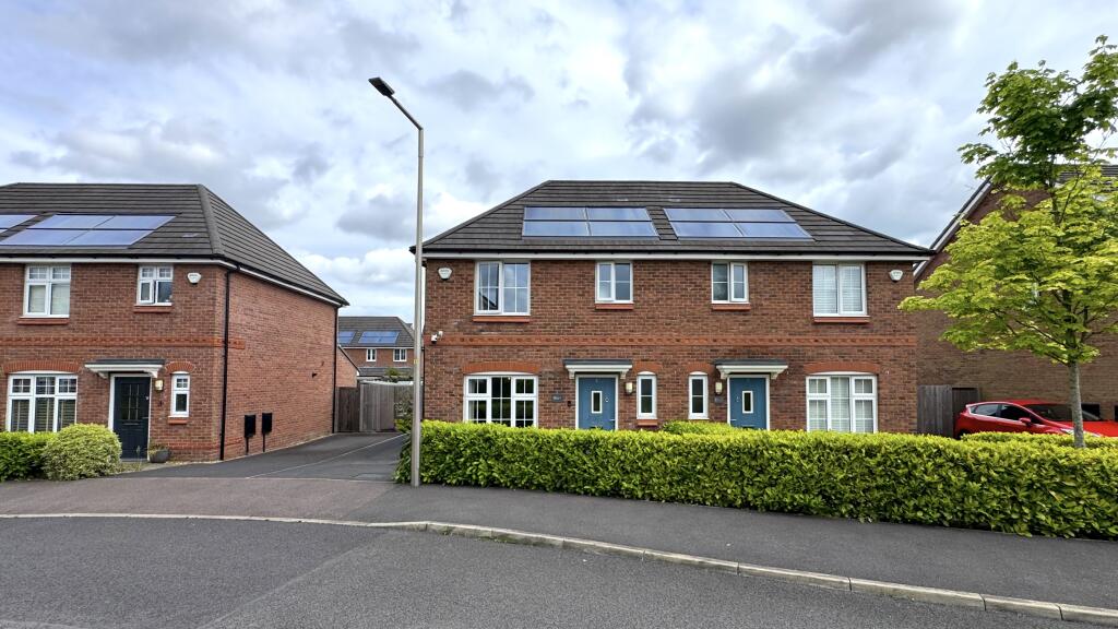 Main image of property: Newhaven Road, Brinnington, Stockport