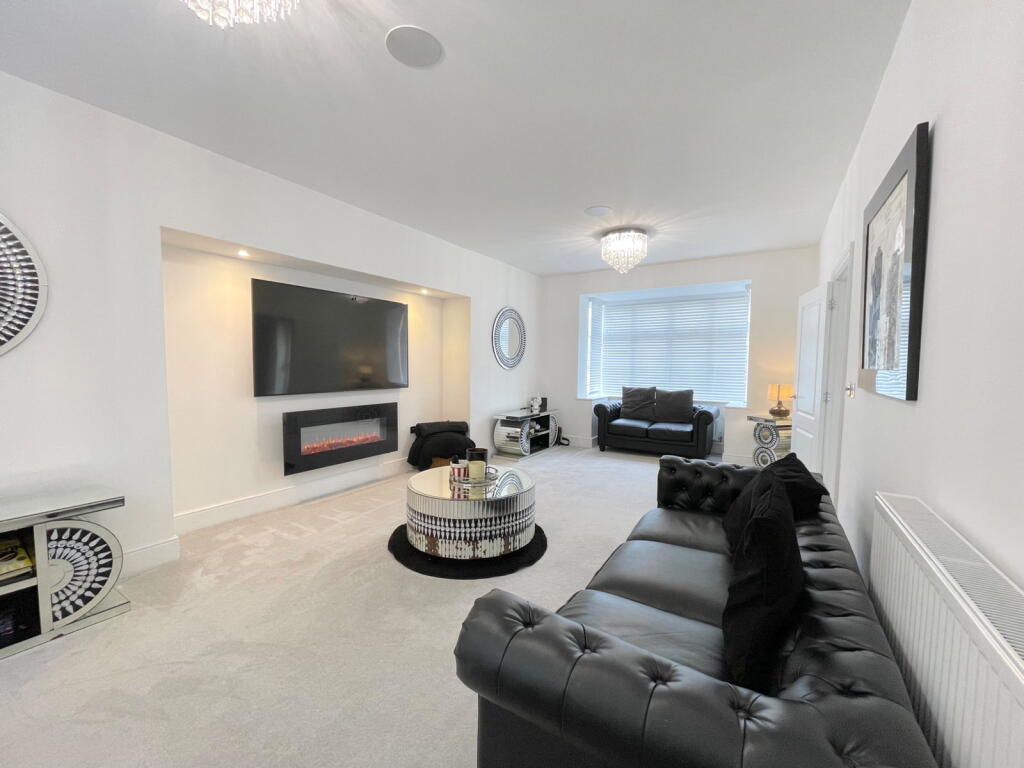 House in Eastchurch, Norwood - View 3