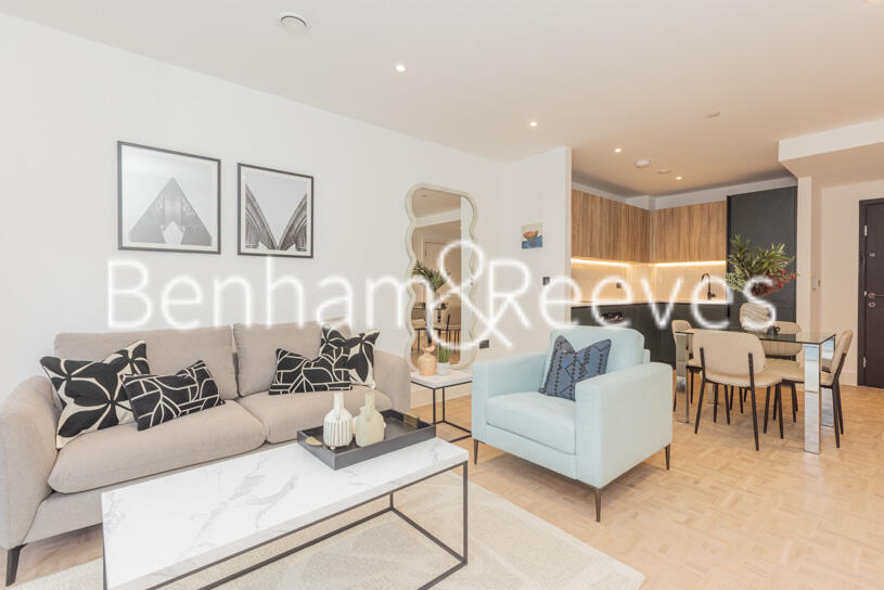 Main image of property: Papilion Apartments, Monarch Square, SW11