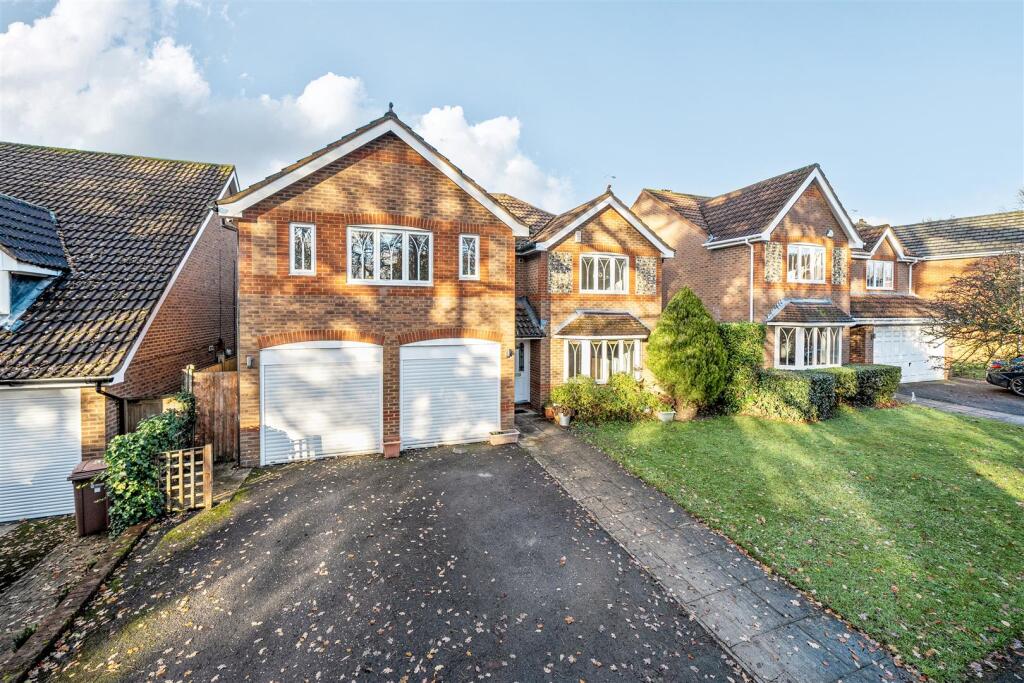 Main image of property: Dyer Road, Wokingham, Berkshire, RG40 5PG