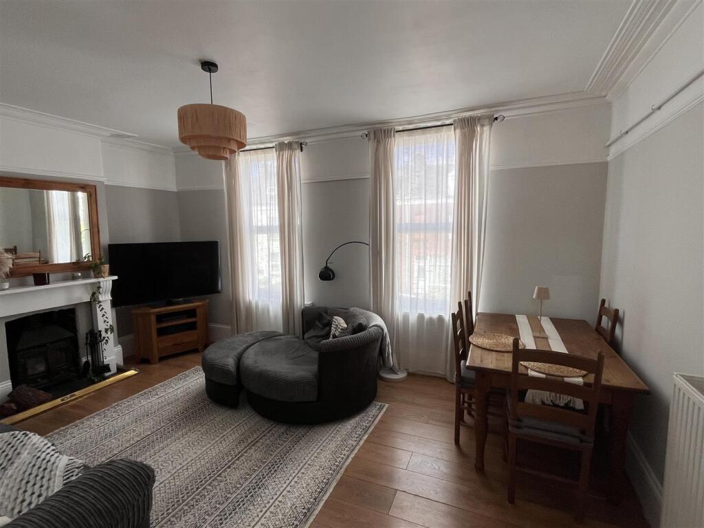 House in Exeter - View 3