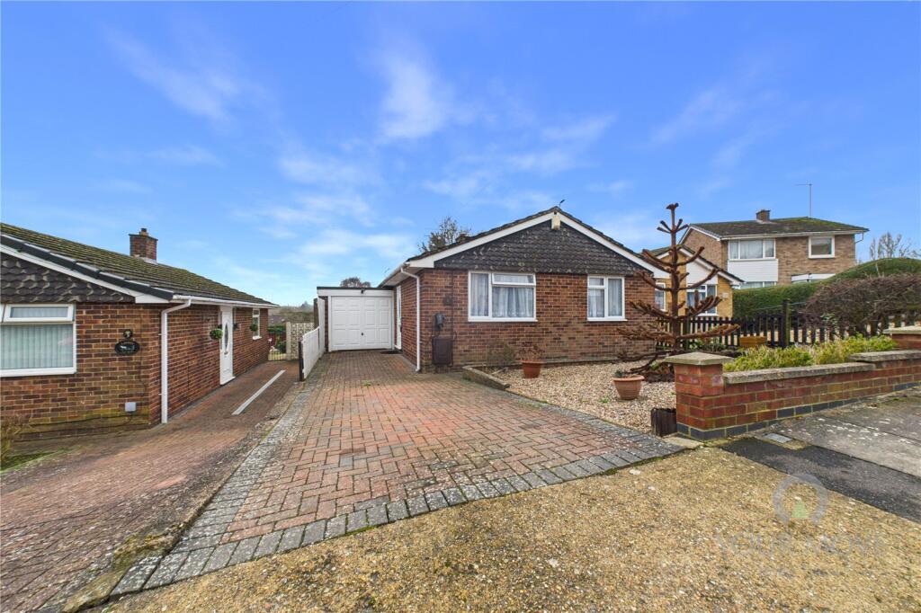 Main image of property: Brackenhill Close, Links View, Northampton, NN2