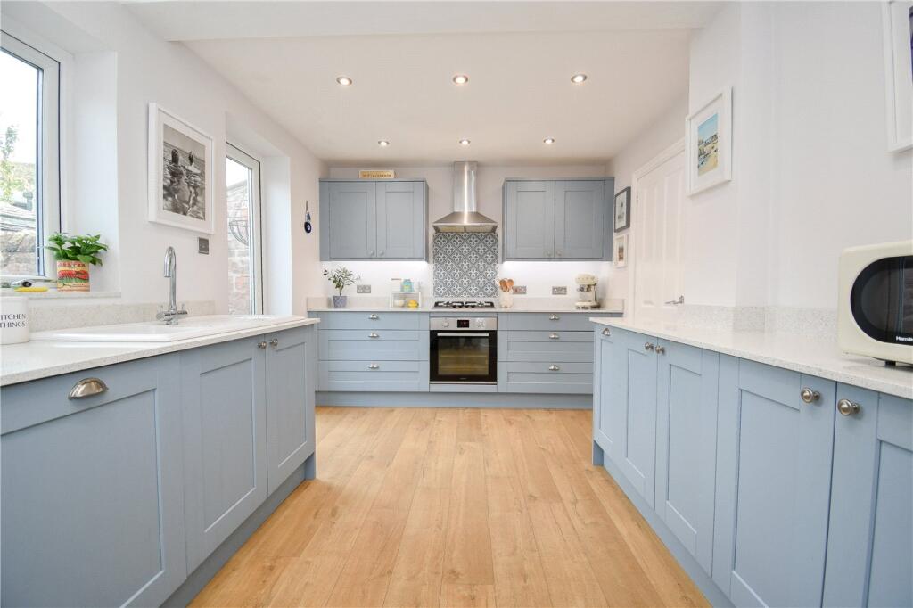 West Grove, Heswall, Wirral photo 4