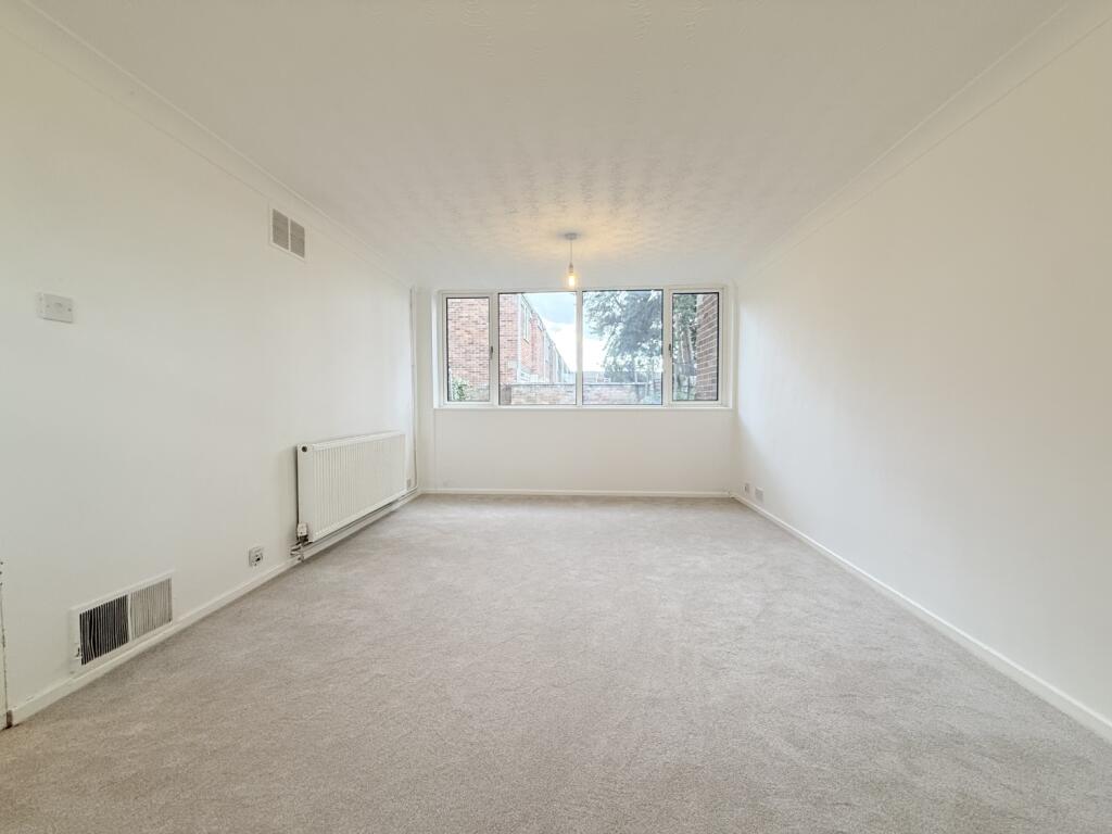 Clare Close, Mildenhall, Suffolk, IP28 photo 4
