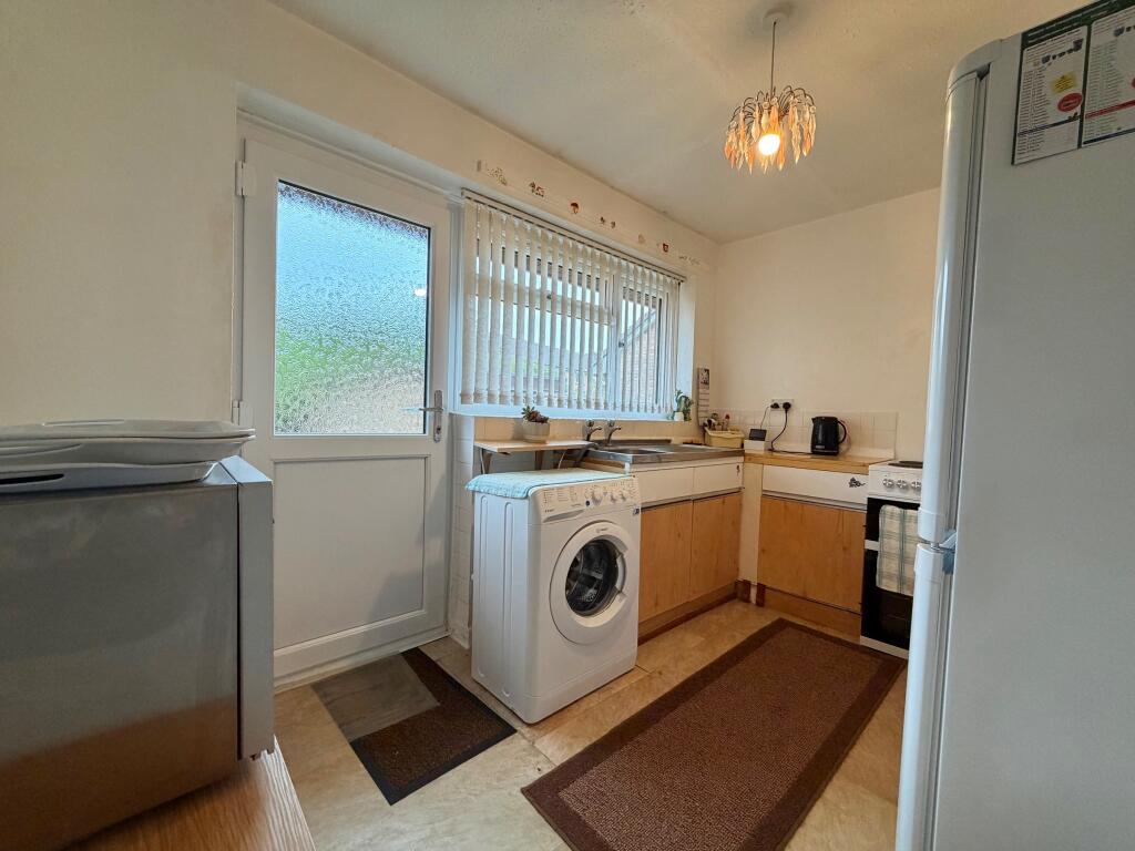 House in Gloucester - View 4