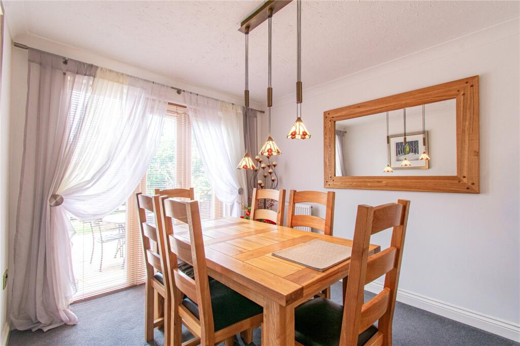 Yarrow Close, Thatcham, Berkshire, RG18 photo 4