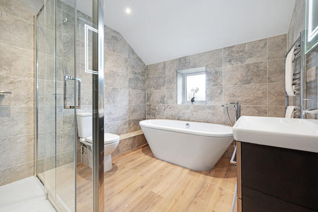 House in Preston - View 4