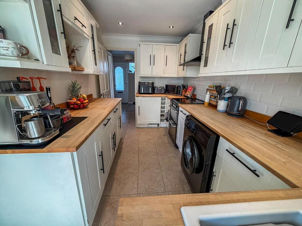 House in Ipswich - View 5