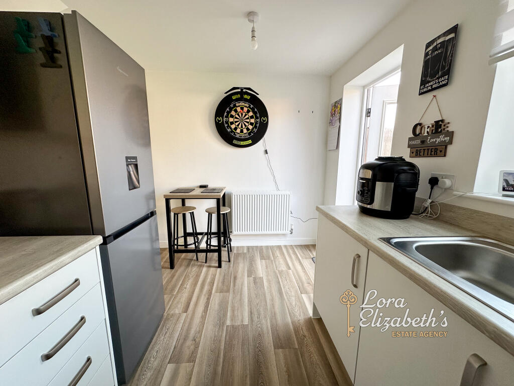 House in Nottingham - View 3