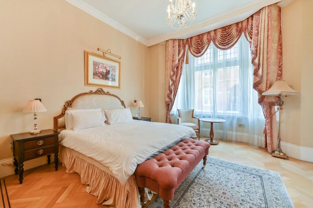 4 bedroom flat for rent