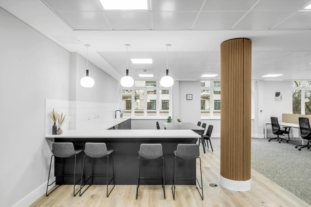 3077a06e618894c9edb5f02663d6dc67-9-kingsway-london-office-interior-commercial-real-estate-photography-jll-jsp2691.jpg