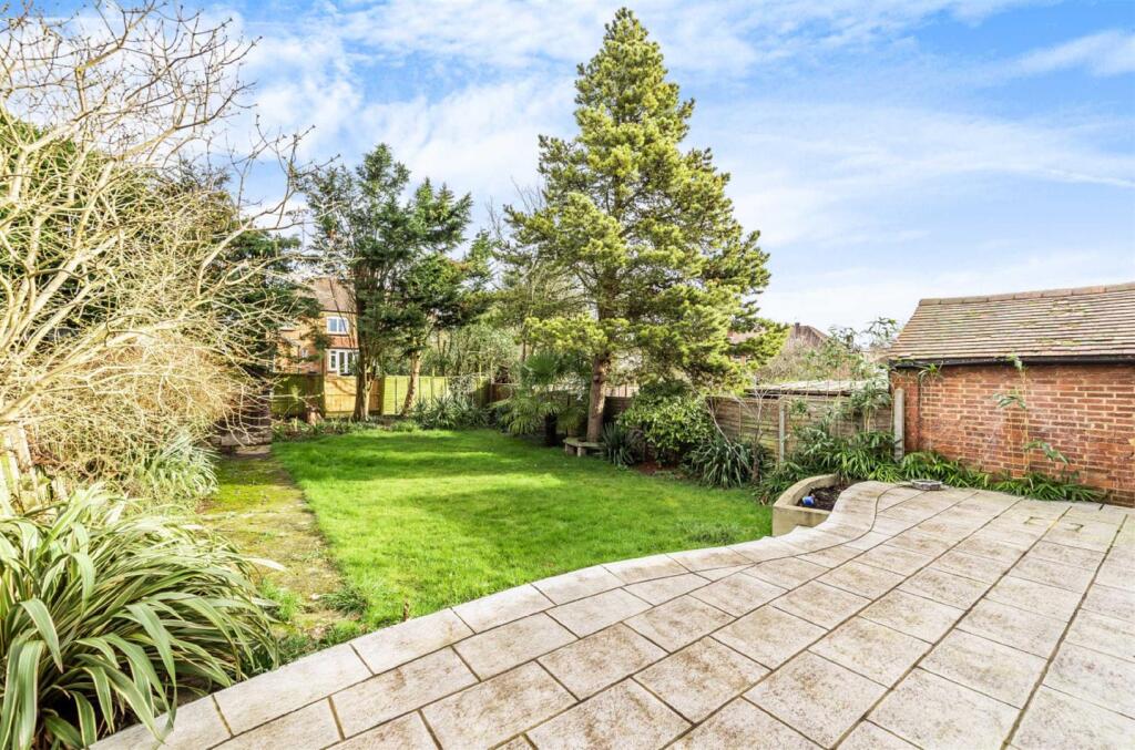 House in London - View 5