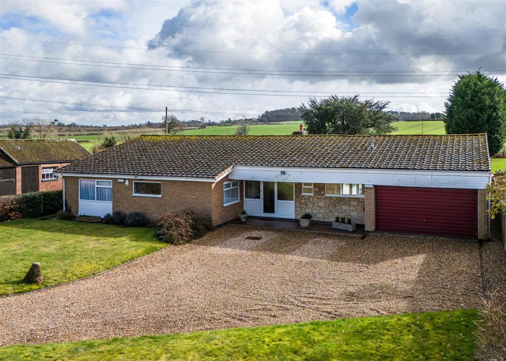 Elm Tree Farm, Mile Flat, Kingswinford photo 3