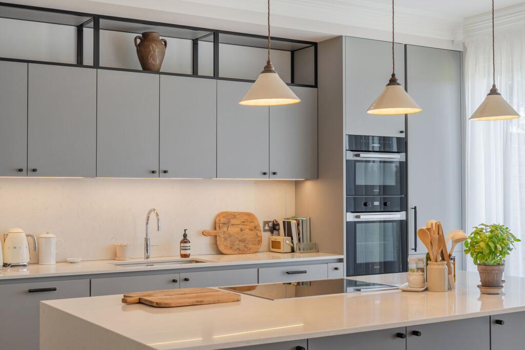 Apartment in Southampton - More