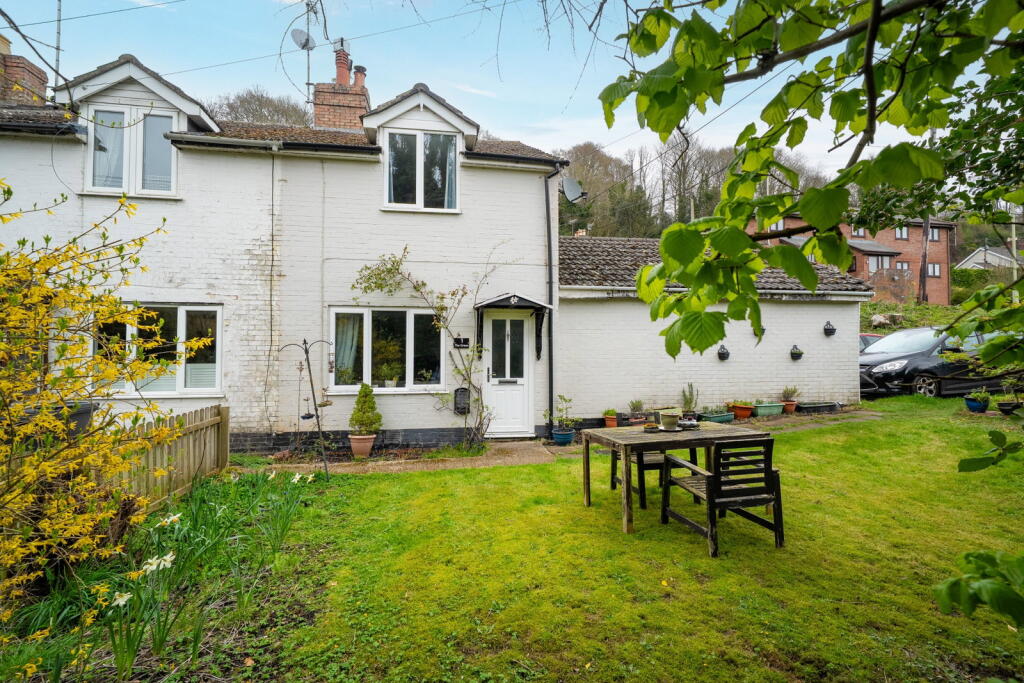 Main image of property: The Green, Whitchurch, RG28 7LU