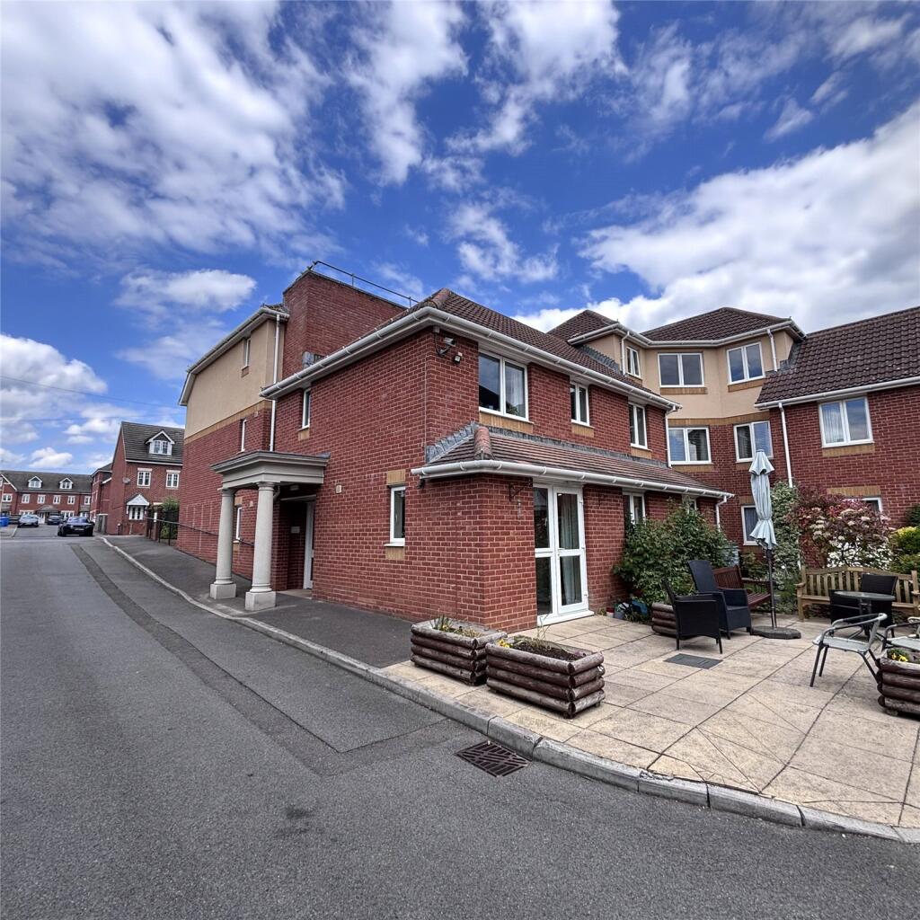 Main image of property: Victoria Road, Farnborough, Hampshire, GU14