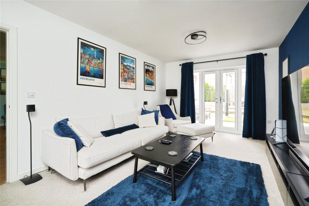 House in Cherwell, Kingsmere, Bicester - View 3