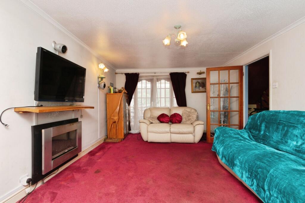 House in Basingstoke and Deane, Sherborne St. John - View 2