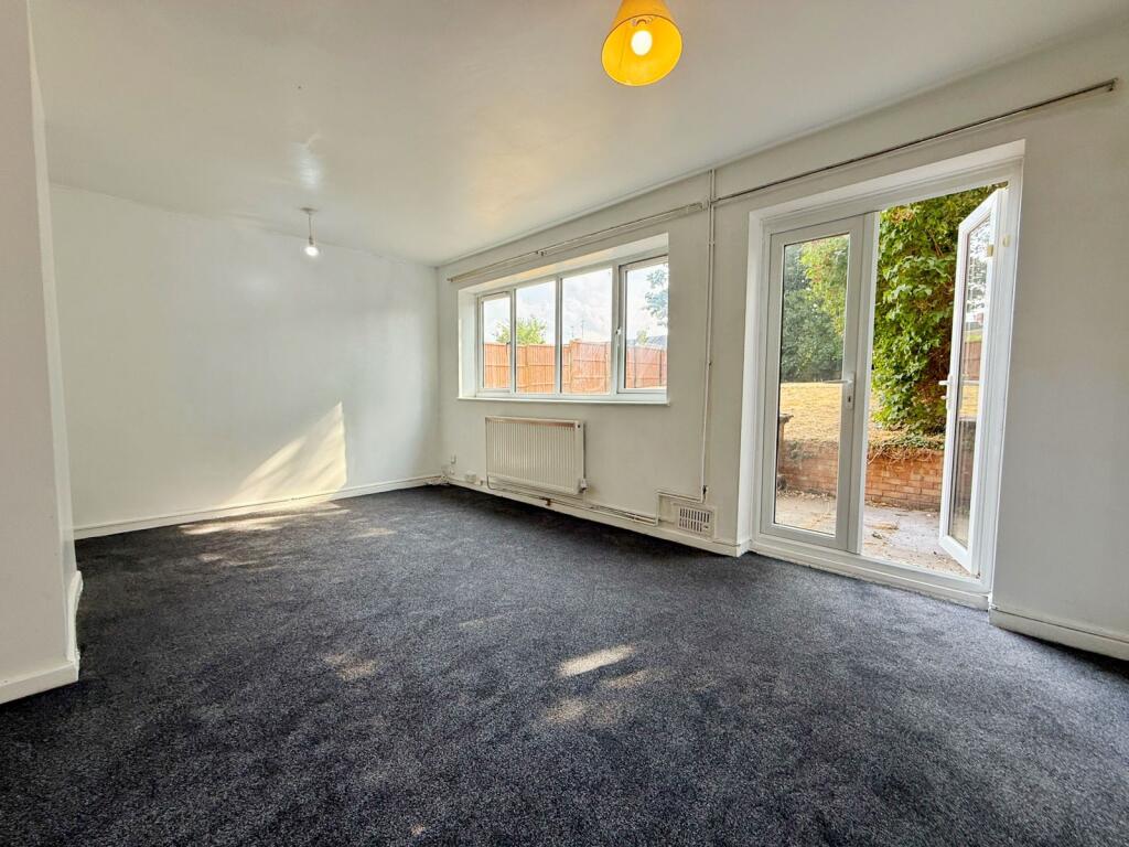 House in Luton, Limbury - View 3