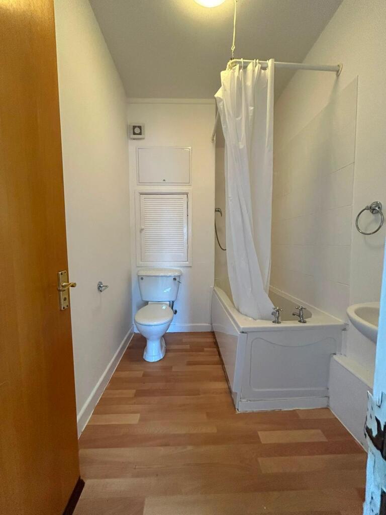 Apartment in Portsmouth - View 4