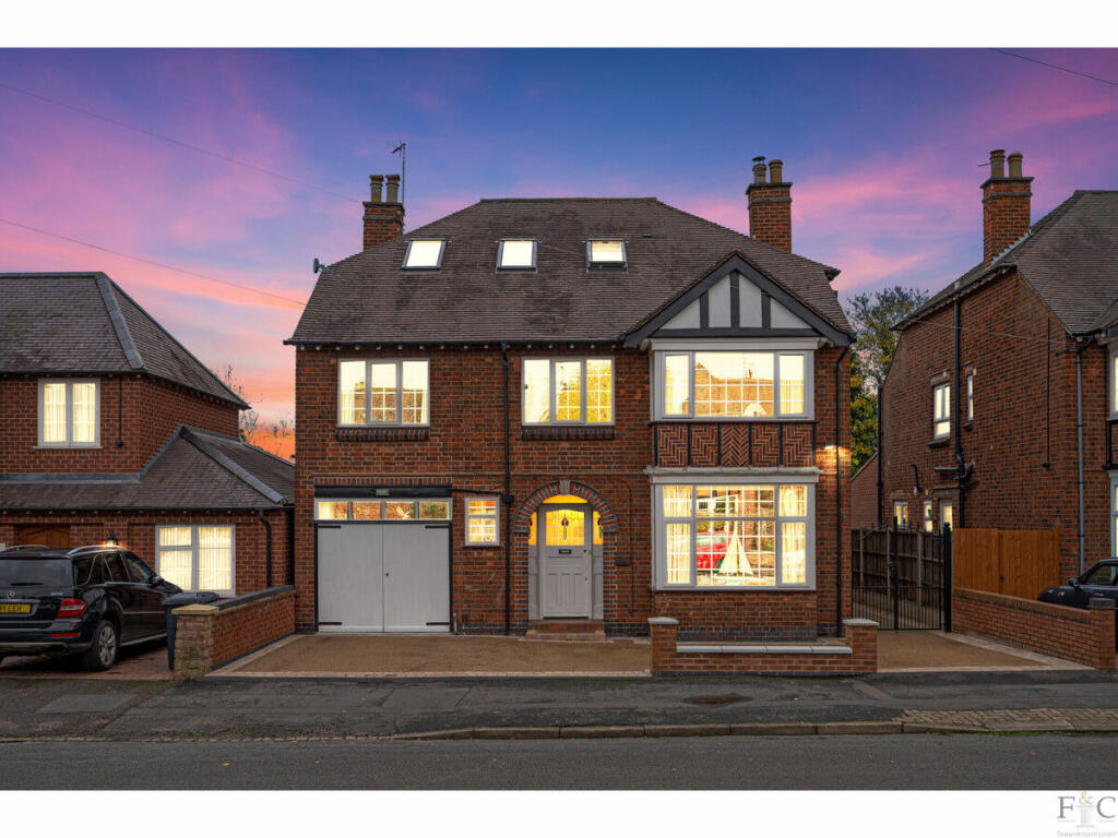 6-bed detached on Holmfield Avenue, Leicester, LE2, £725,000