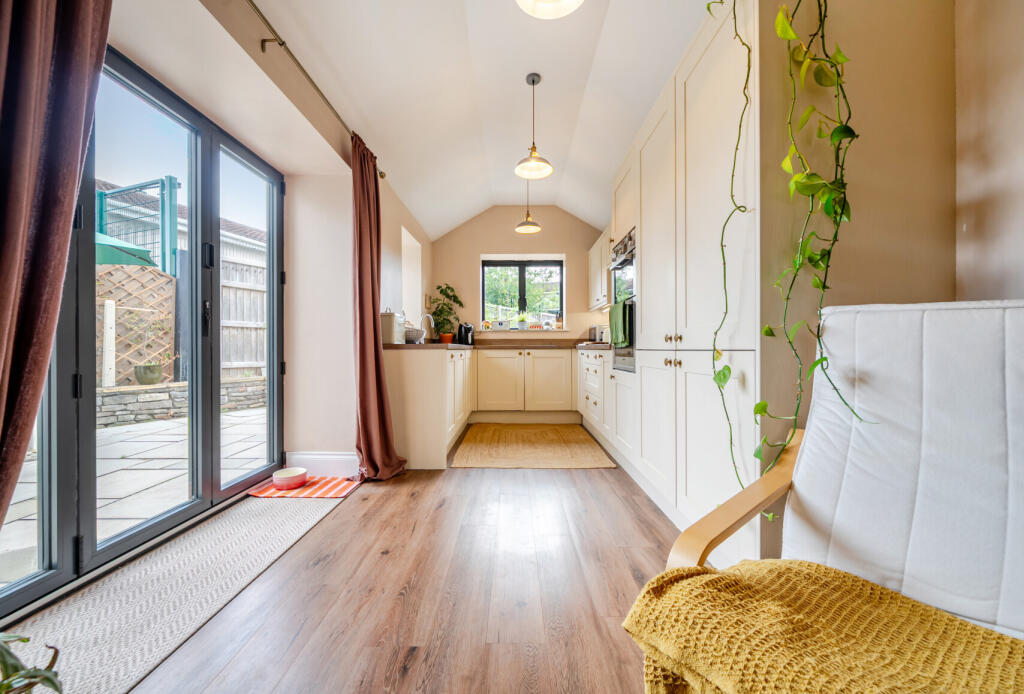 House in Bristol, Bitton - View 5