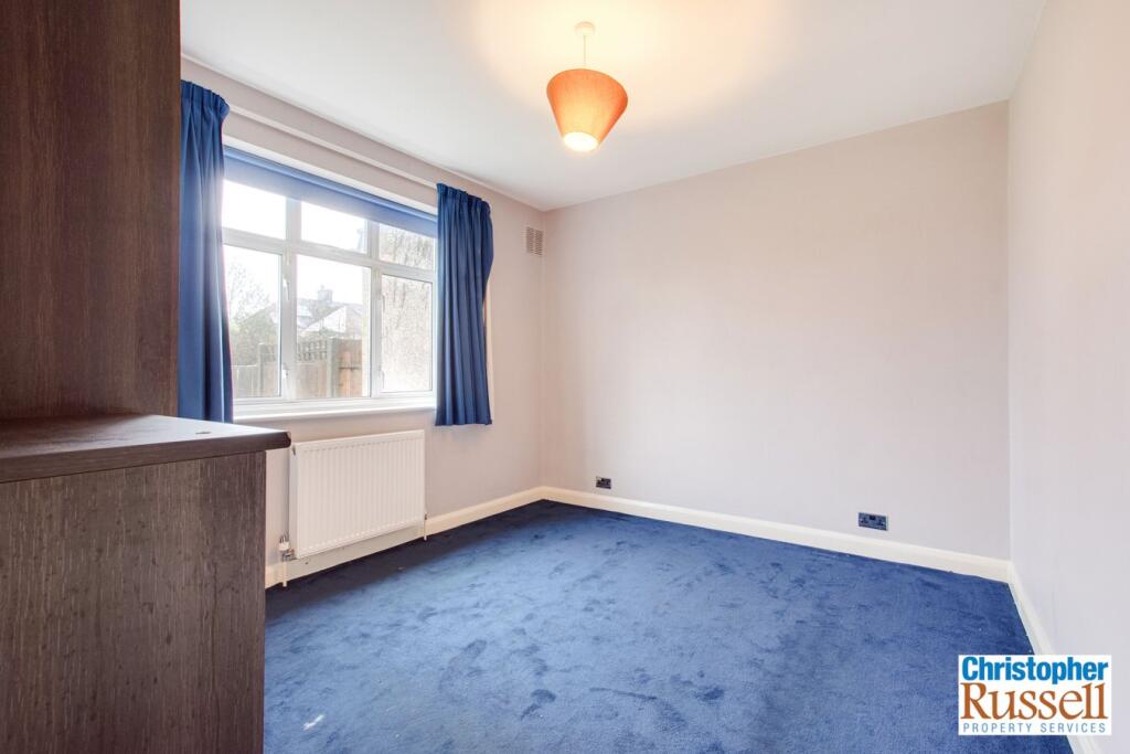House in Sidcup, The Hollies, Blackfen - View 5