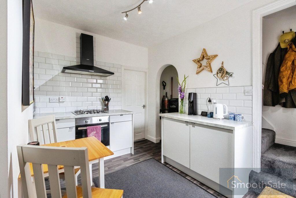 House in Wakefield, West Yorkshire - View 4