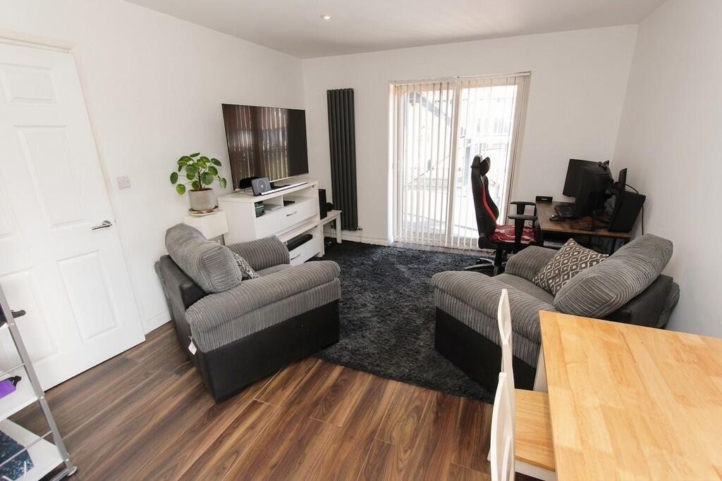 Apartment in Dartford - View 4