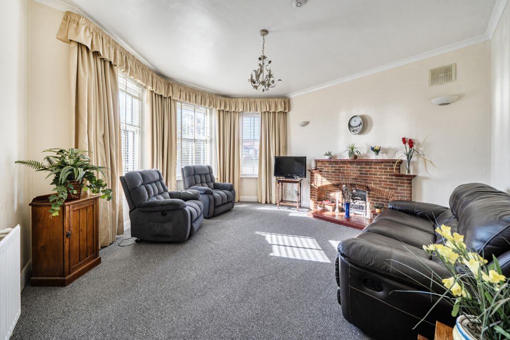 Apartment in London, Bellingham, Southend - View 2