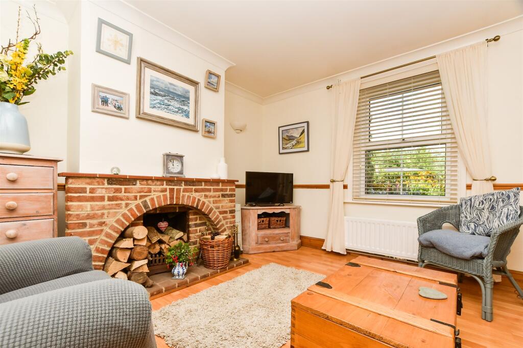 Main image of property: Palehouse Common, Uckfield, East Sussex