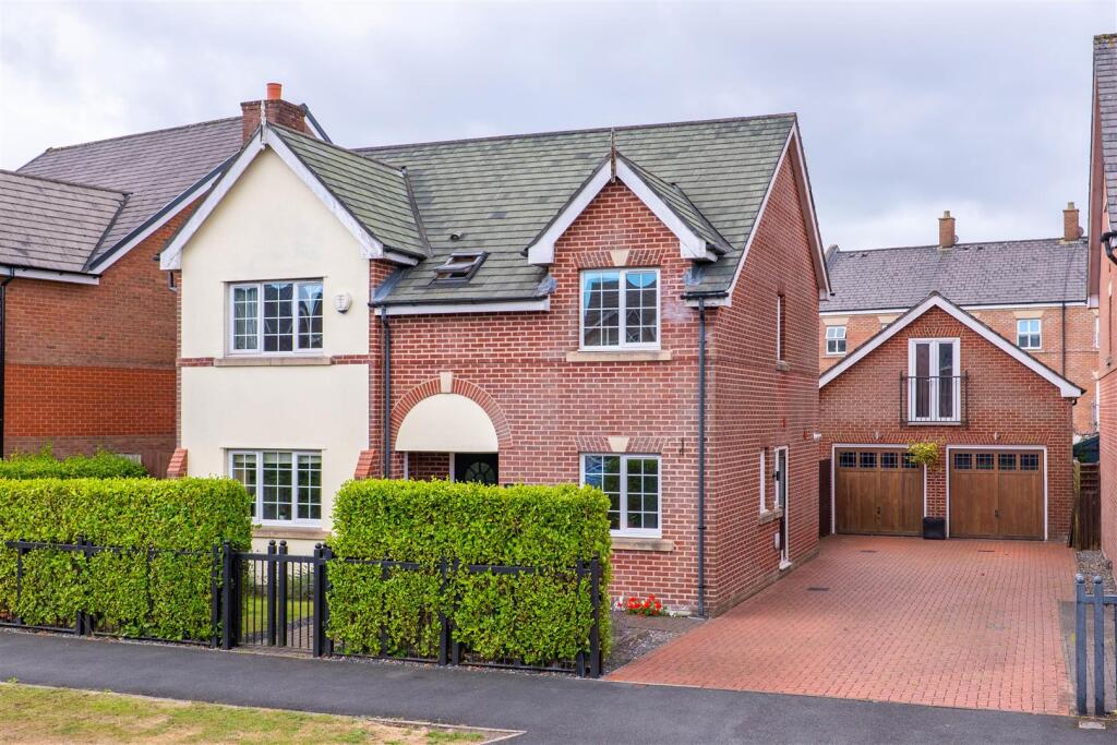 Main image of property: Carrwood Way, Walton-Le-Dale