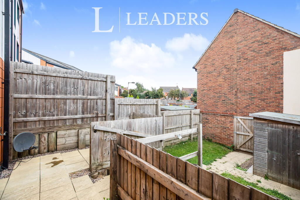 House in Upton, St Crispin's - View 4
