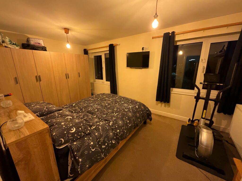 Additional image 13 of HALESOWEN, Abberley Close