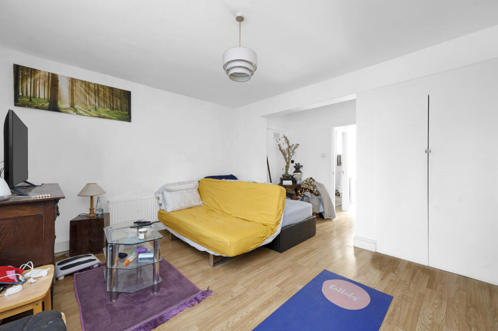 Apartment in London - View 5