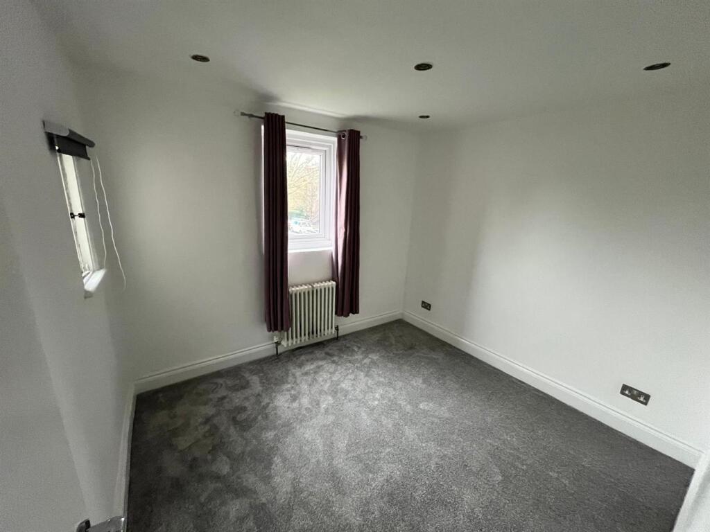 2 bedroom house for rent