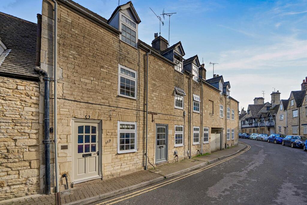 Central Cirencester photo 2
