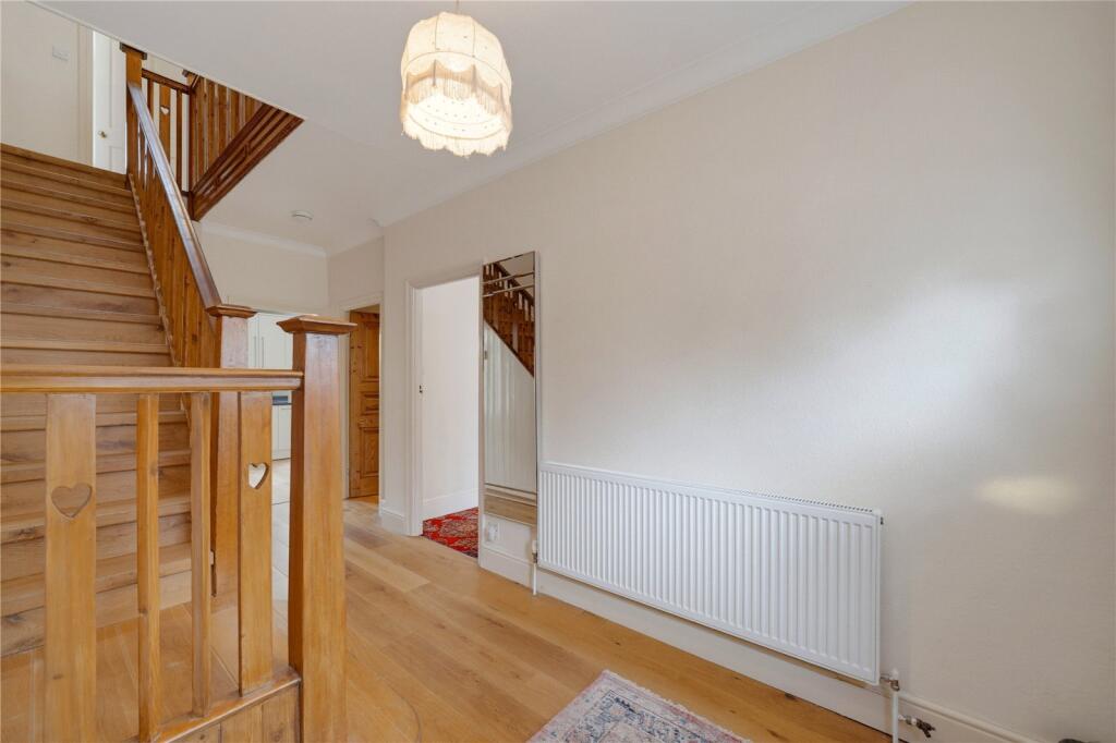 House in London - More