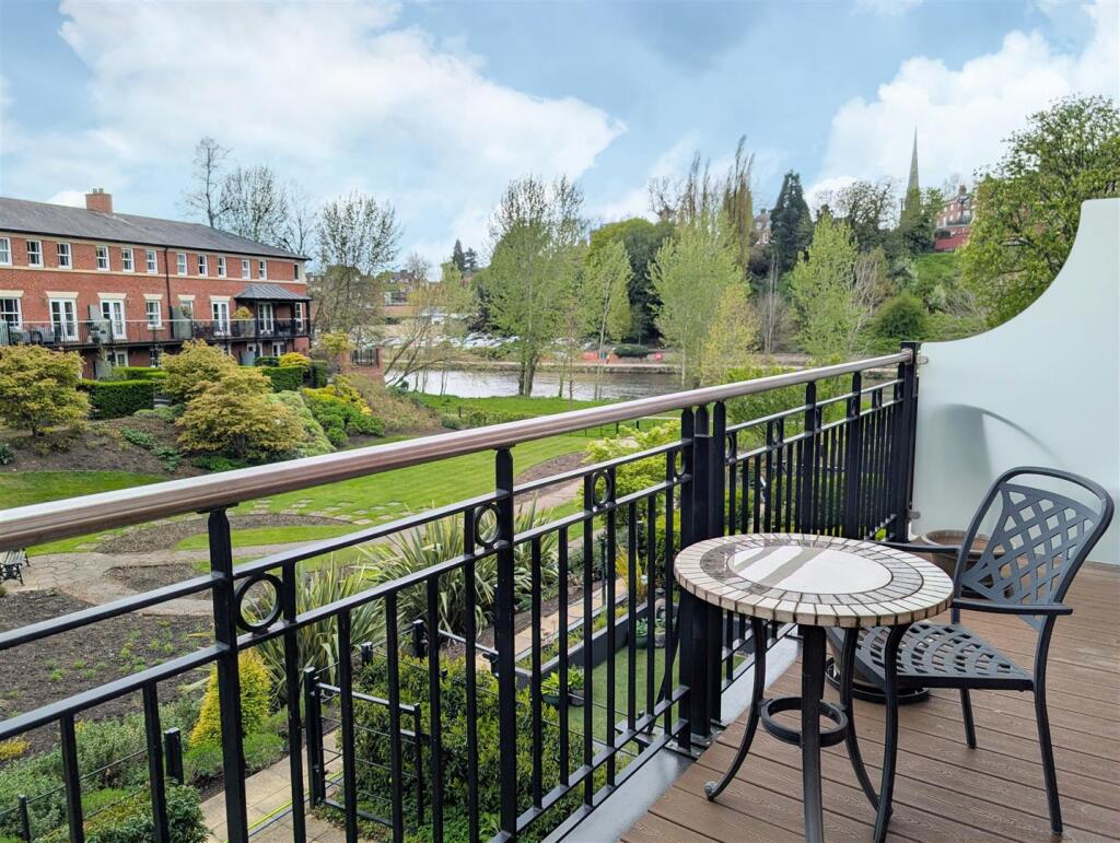 House in Shrewsbury, Shropshire - View 3