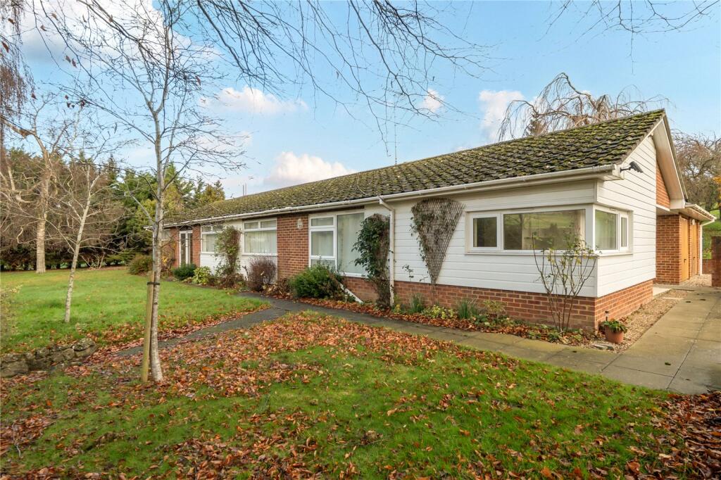Main image of property: Threeways, Pett Road, Stockbury, Sittingbourne, ME9