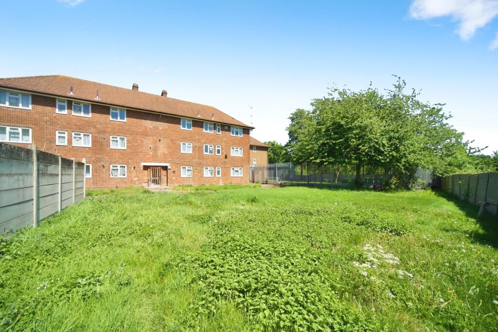 Blaney Crescent, London, E6 - View 4