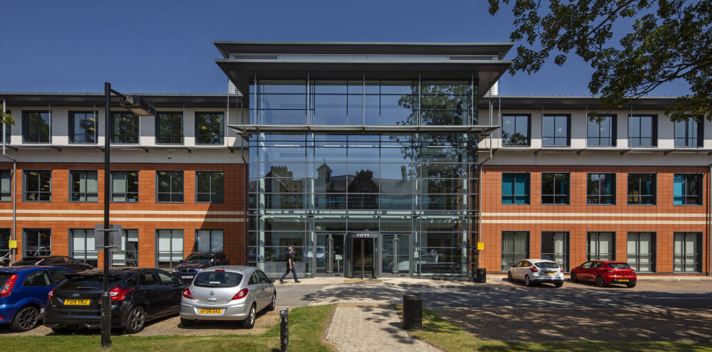 Main image of property: 50 Pembroke Court  North Road  CHATHAM Kent ME4 4EL  United Kingdom