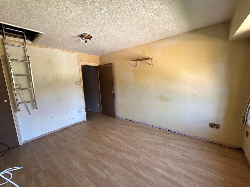 Apartment in Birmingham, Lyndon Green - View 4
