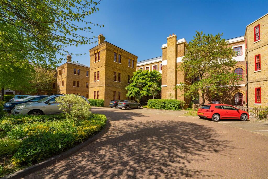 Main image of property: Osterley Gardens, Southall