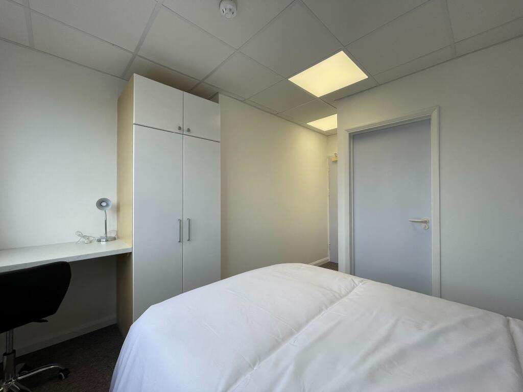 House in Brighton - View 5