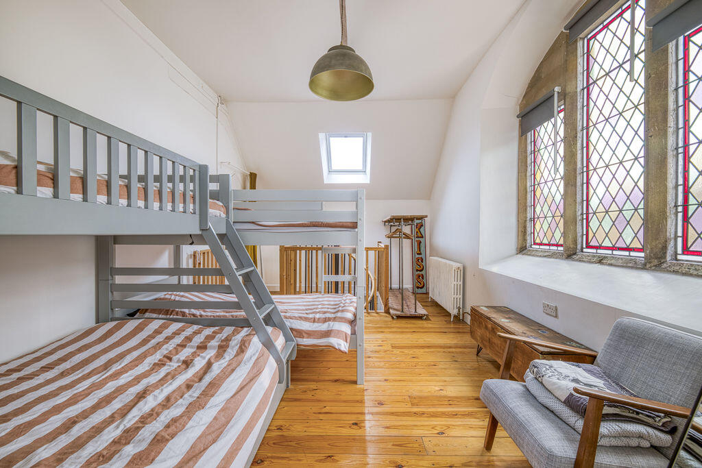 Additional image 30 of Unique 6 bedroom detached property on Bruton High Street