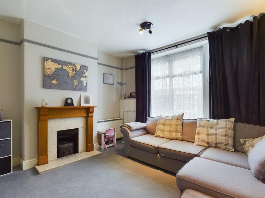 Bridge Street, Downham Market, PE38 photo 3
