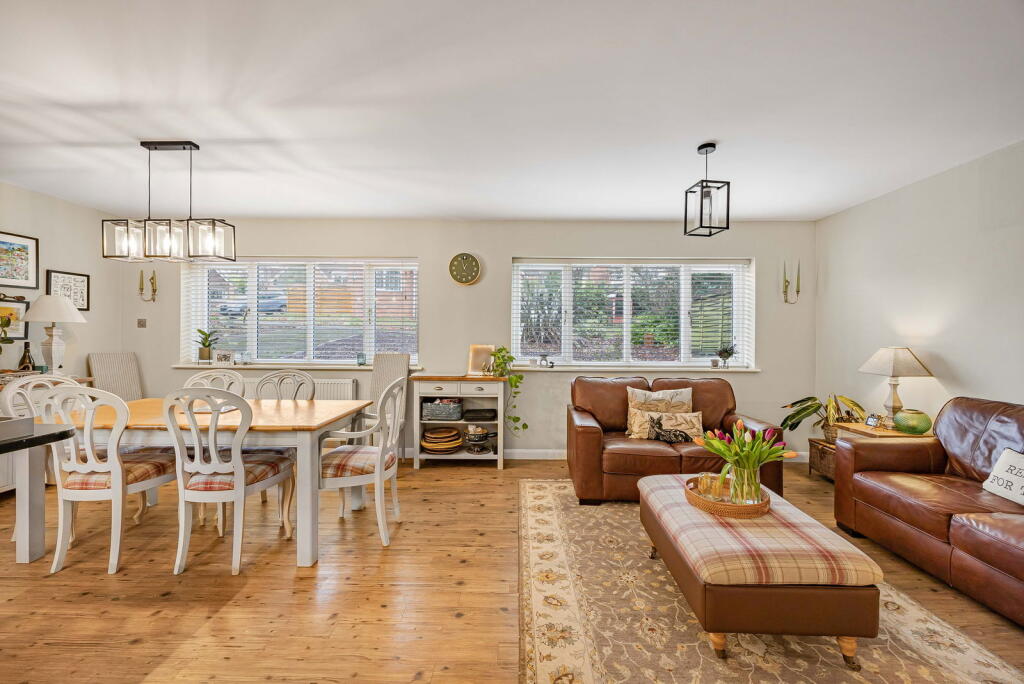 Olivers Paddock, Marlow, SL7 3NS photo 4