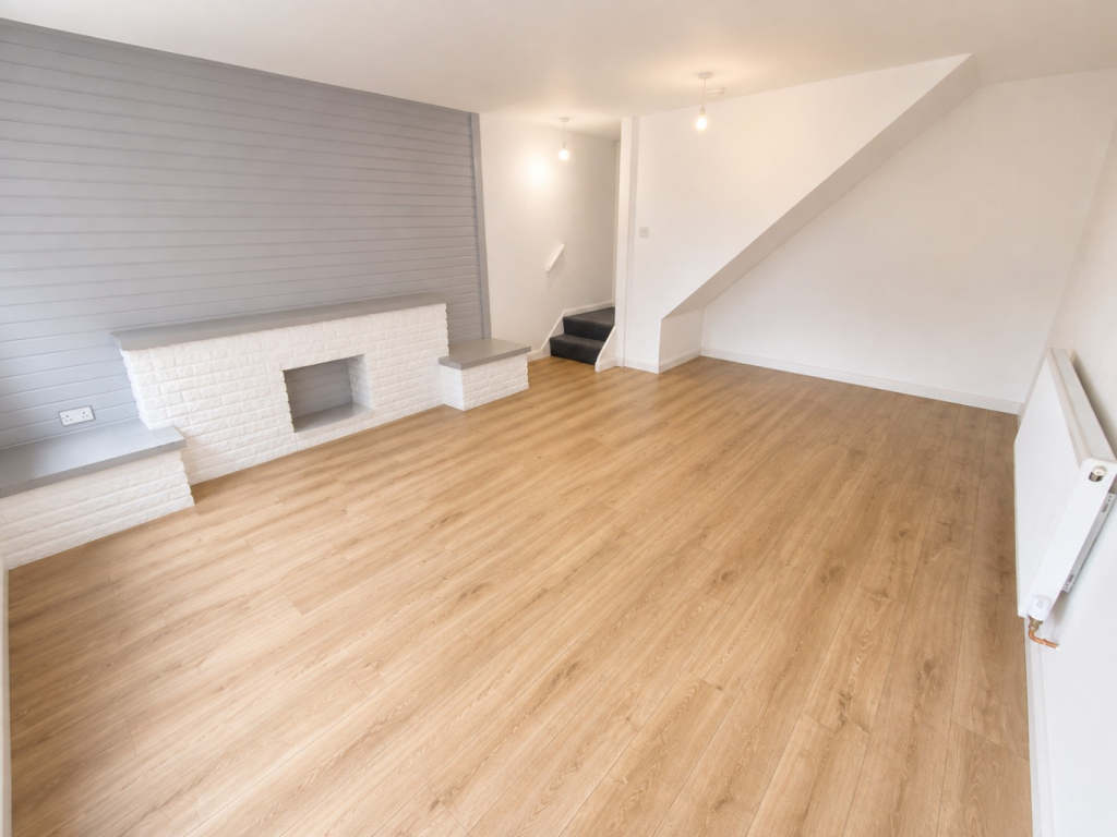 House in Luton - View 3